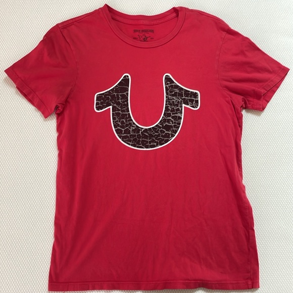Men’s red True Religion T-shirt - Picture 3 of 4